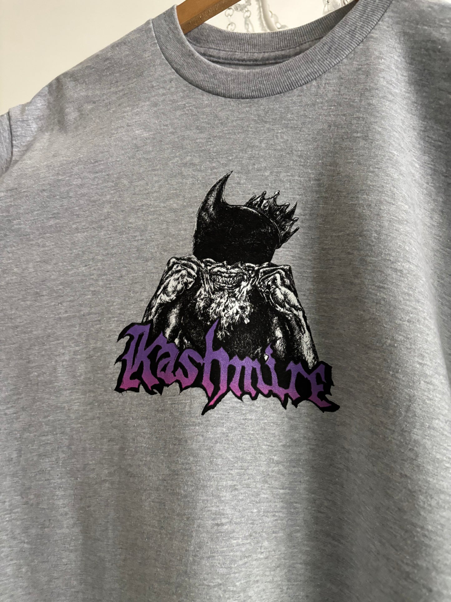 Kashmire - Tee demon grey