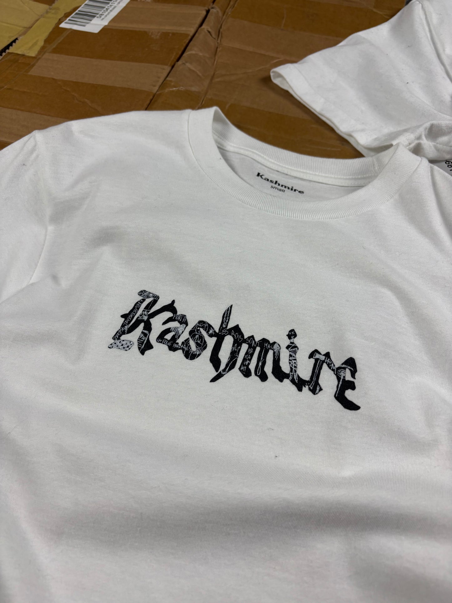 Kashmire - Tee box logo